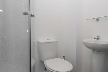 7 bed house, 44 Headland Park, Greenbank, Plymouth, PL48HT - Image 6